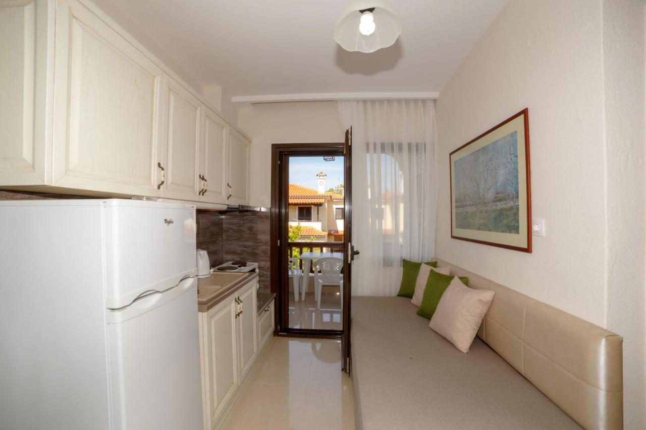 Apartments Kassandrinos-Maria Nikiti  Buitenkant foto